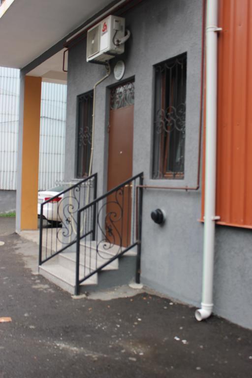 Apartment Anzi Batumi Pokoj fotografie